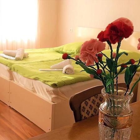 Tamara'S Apartament In Avlabari Тбилиси Экстерьер фото