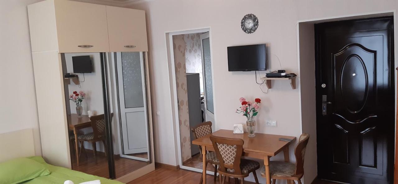 Tamara'S Apartament In Avlabari Тбилиси Экстерьер фото
