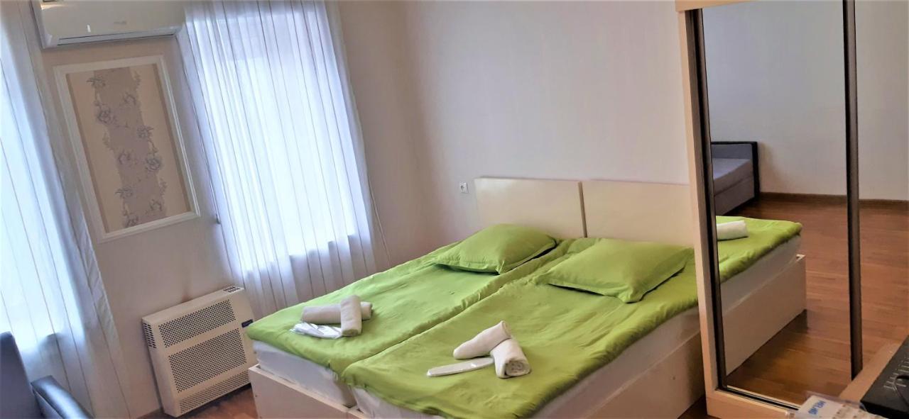 Tamara'S Apartament In Avlabari Тбилиси Экстерьер фото